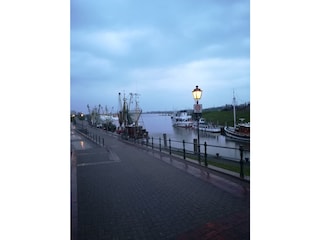 Hafen Greetsiel am Abend