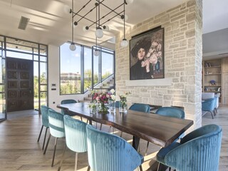 Villa Tinjan Caratteristiche 13