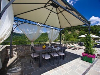Villa Apecchio Outdoor Recording 9