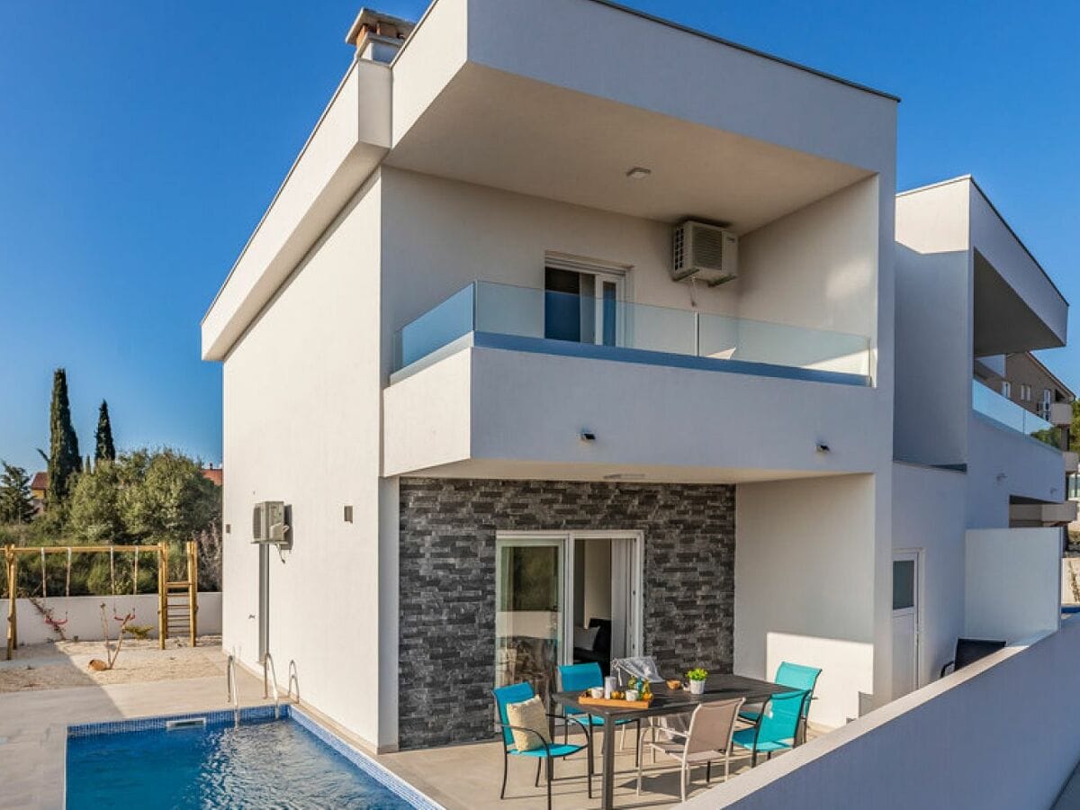 Villa White Memory mit Pools in Medulin