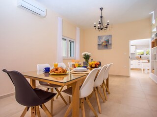 Villa Srinjine Caratteristiche 17