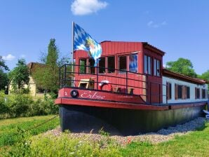 Ferienhaus Filmschiff "Erbse" außergewöhnliches Hausboot zu Land - Wiesentheid - image1