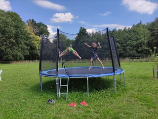 großes Trampolin