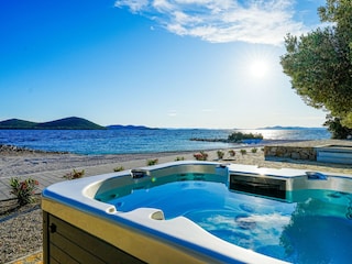 Villa Drage, Adria Buitenaudio-opname 23