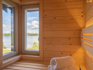 Sauna + Infrarotkabine mit Seeblick