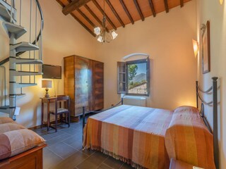 Farmhouse Terranuova Bracciolini Features 21