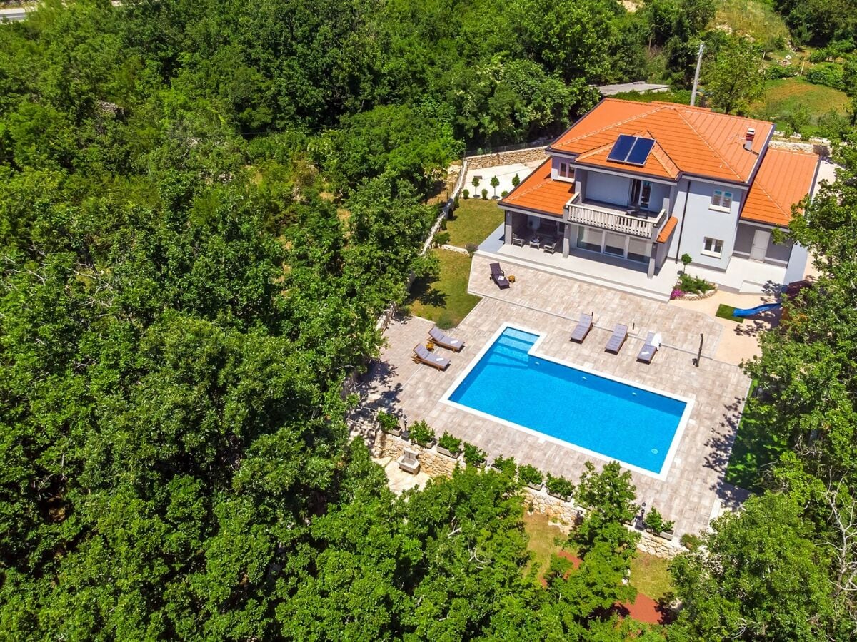 Villa Andrea mit 5 Schlafzimmern, 50 qm Pool, Funzone