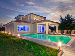 Villa Labin Registrazione all'aperto 1