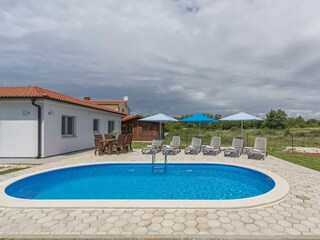 Villa Nova Vas Buitenaudio-opname 4