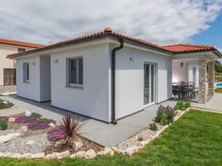 Villa Nova Vas Buitenaudio-opname 6