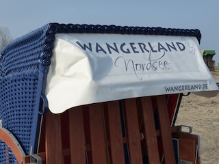 Strandkorb am Hundestrand in Hooksiel