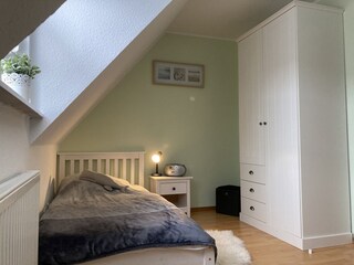 2. Einzelbett