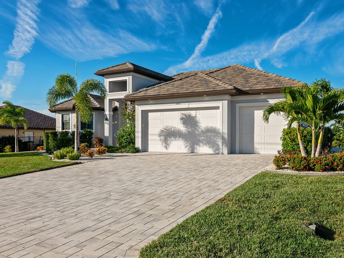 Villa Cape Coral Outdoor Recording 1