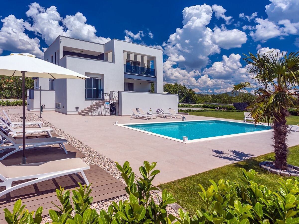 Villa Marijeta exclusive 5 star villa with heated pool