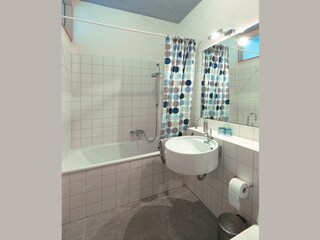 Parkbrückenapartment, Bad