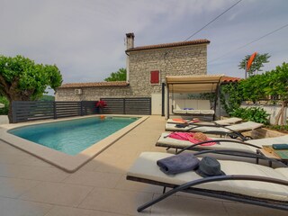 Villa Zita with pool in Porec - Wiibuk.com
