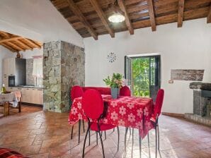 Casa per le vacanze Invitante cottage a Maniace con giardino privato ex residenza estiva duca nelson - Randazzo - image1