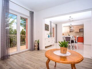 Villa Okrug Gornji Caratteristiche 23