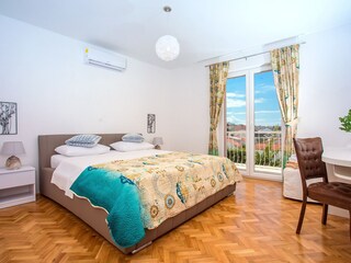 Villa Okrug Gornji Caratteristiche 32