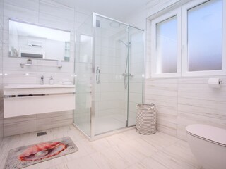 Villa Okrug Gornji Caratteristiche 35