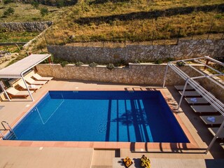 Villa Omiš Buitenaudio-opname 3