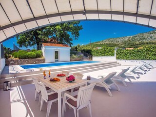 Villa Omiš Buitenaudio-opname 11