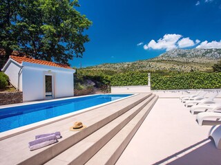 Villa Omiš Buitenaudio-opname 13