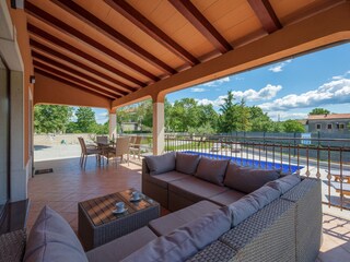 Villa Tinjan Buitenaudio-opname 8