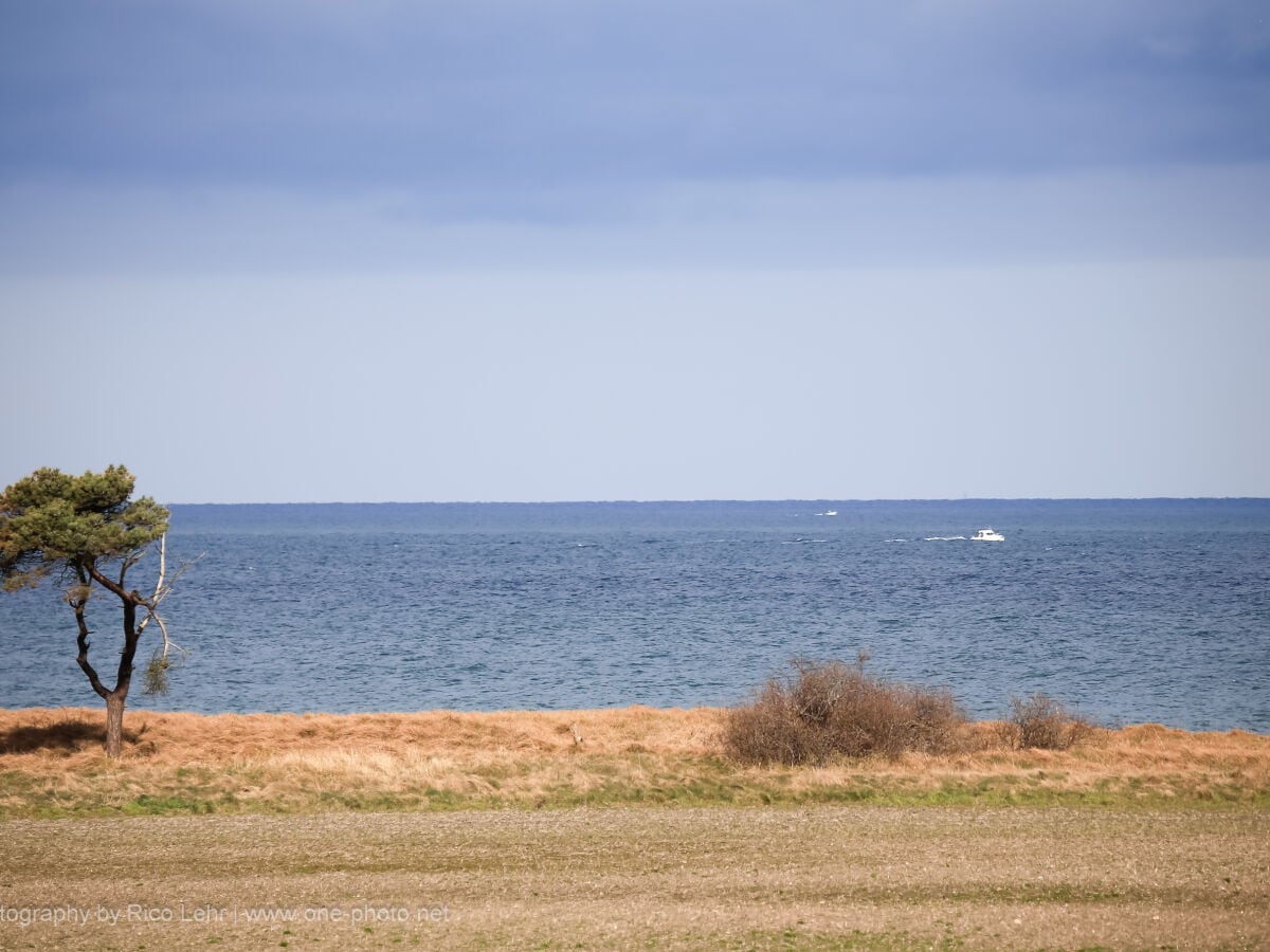 Blick vom Haus aufs Meer