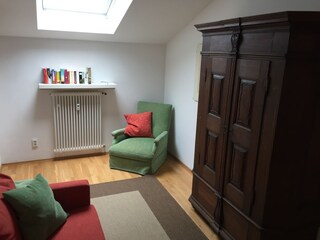 Gästezimmer 2 (mit Durchgang zu Gästezimmer 3)