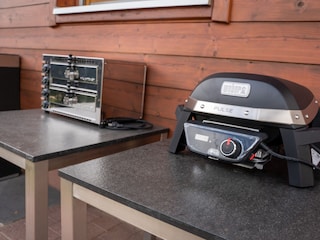 Grill & Flammkuchenecke