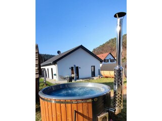 NEU in 2022: Unser Hot Tub