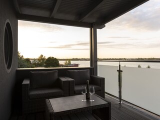 Terrasse Atelier Blick auf den See