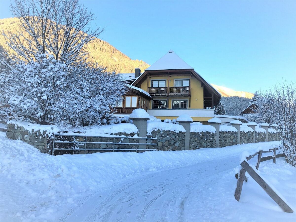 Straßenansicht Winter