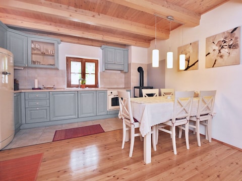 Ferienwohnung NELI mit Terrasse nahe Badefluß Nadiza und Soca