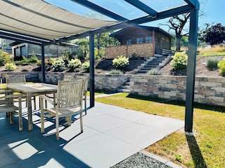 Überdachte Terrasse Garten