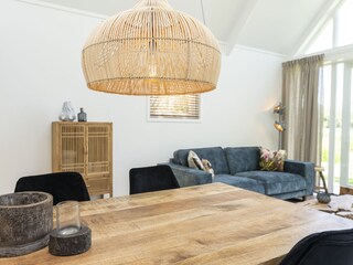living room/kitchen