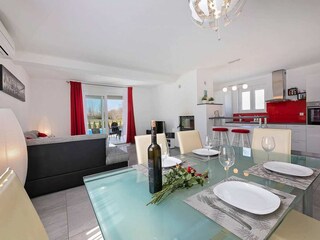 Villa Santalezi Características 22