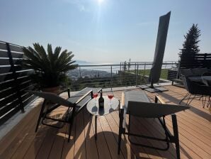 Ferienwohnung Appartamento di Design Deluxe Sunrise Sky Terrace con Terrazza a 180Â° sul Lago