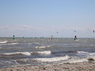 Surfer am Strand