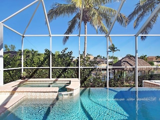 'living the Amerikan dream' in Cape Coral, Florida