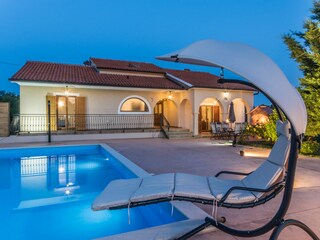 Vakantiehuis Žminj Buitenaudio-opname 12