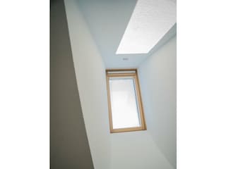 Ideal für Sternengucker, das Dachfenster über dem Bett