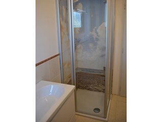 Badezimmer 2