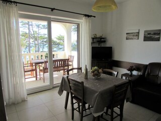 Holiday apartment Šilo Features 19