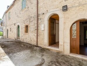 Apartment Wunderschönes Herrenhaus in Ripabottoni mit Swimmingpool - Campobasso - image1