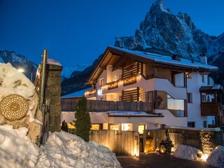winter by night