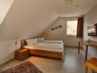 1. Schlafzimmer