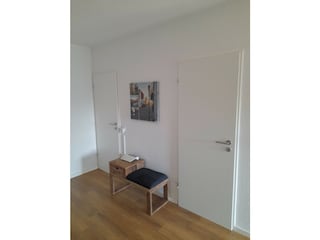 WLAN mit Sitzbank und Zugang zu den Schlafräumen