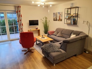 Wohnbereich mit Satellitenfernsehen